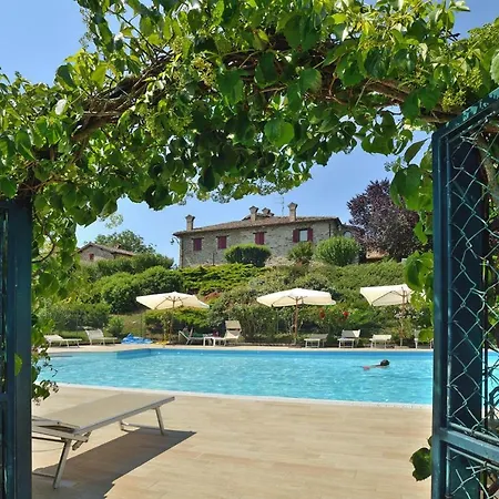 Holiday Country House Fonte Al Noce Nerbisci Peg011005 Cya Губбио